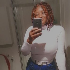 Meet your Posher, Kadiatou